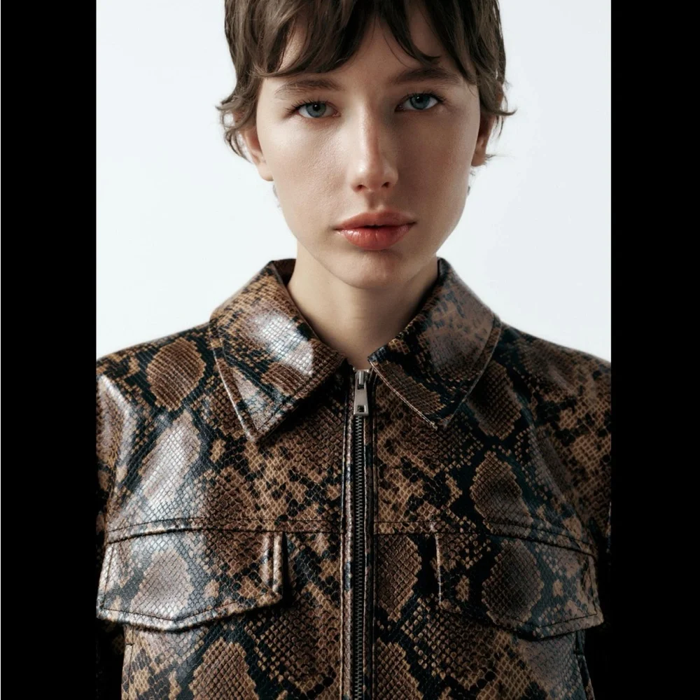 FAUX LEATHER SNAKESKIN PRINT JACKET